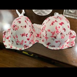 Cacique Lightly lined T-Shirt Bra